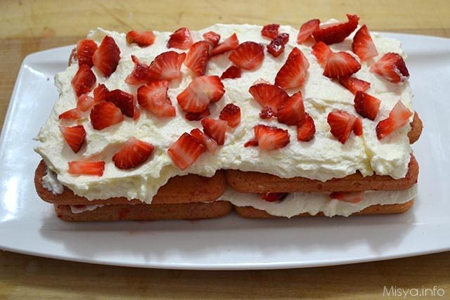 Tiramisu cioccolato bianco e fragole 9