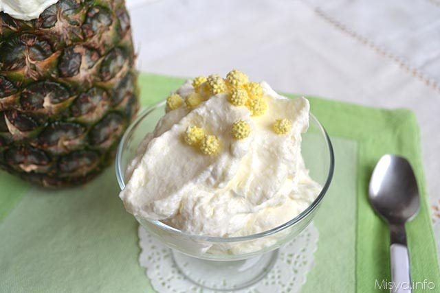 Gelato all ananas