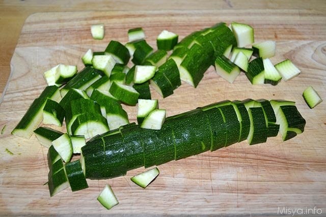 Sbriciolata salata con zucchine e brie 1
