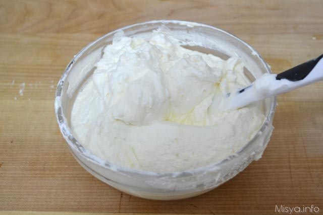 Tiramisu cioccolato bianco e fragole 17
