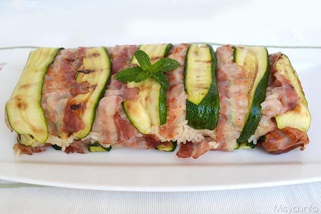 Timballo di riso con zucchine e bacon
