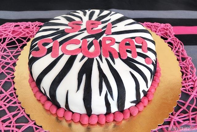 Torta di addio nubilato