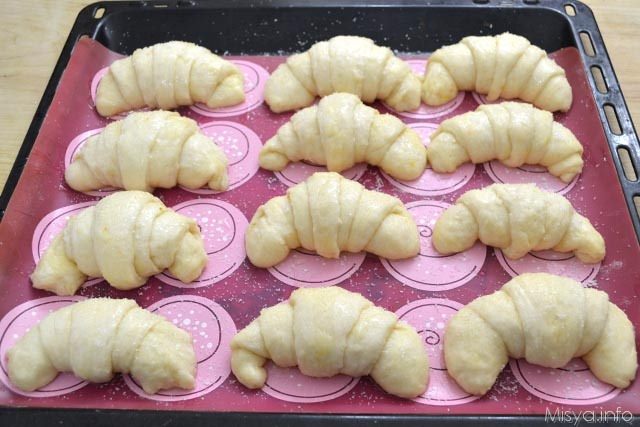 cornetti sfogliati 41