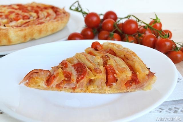 Torta salata a spirale-fetta