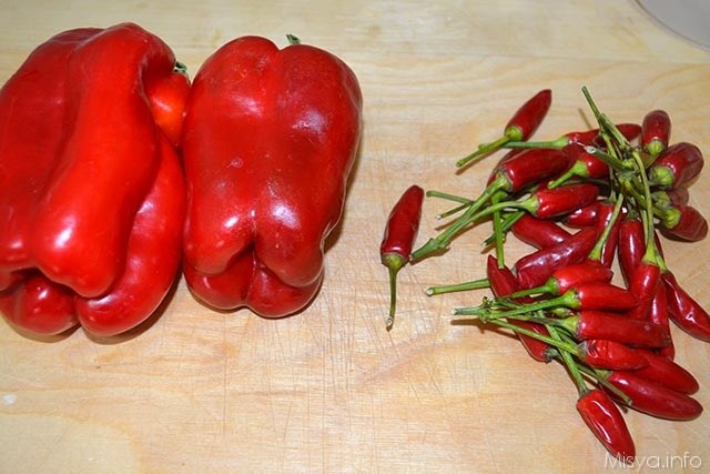 1 peperoni e peperoncini