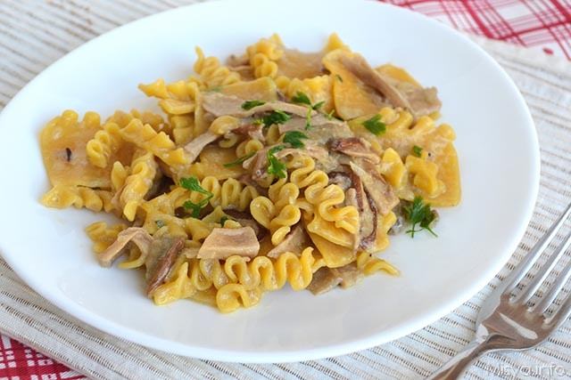 Pasta con funghi porcini