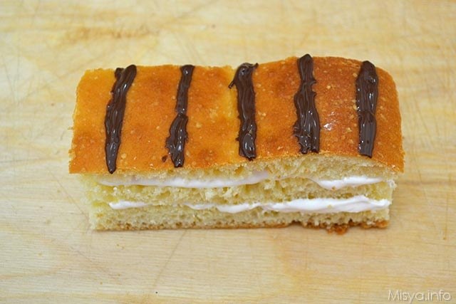 25 decorare con cioccolato fuso
