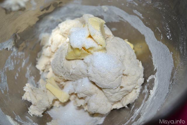 4 aggiungere zucchero sale