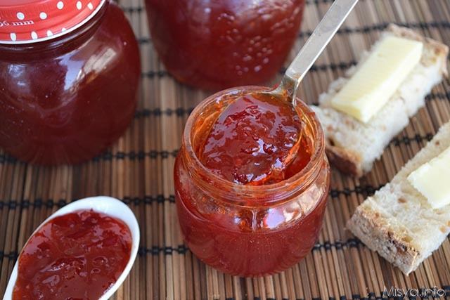 Marmellata di peperoncini