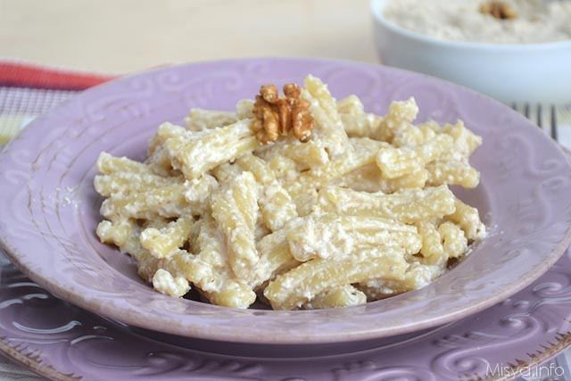 Pasta con le noci