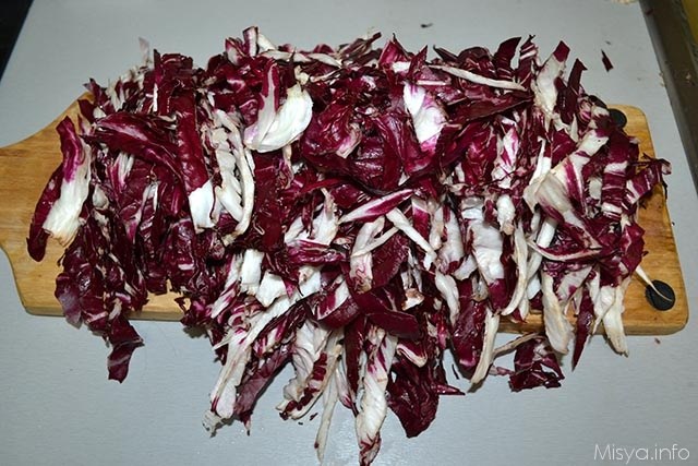3 tagliare radicchio