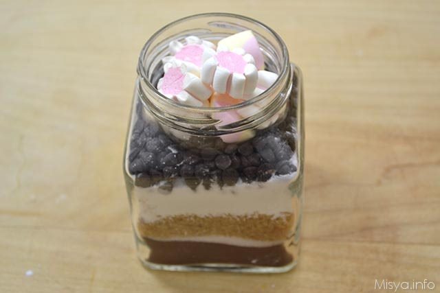6 marshmallows