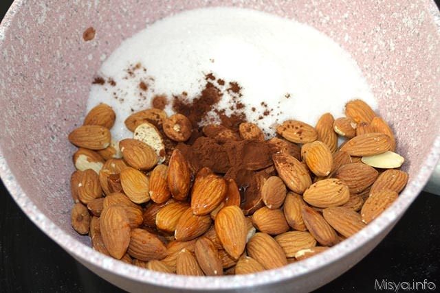 1 mandorle cacao zucchero
