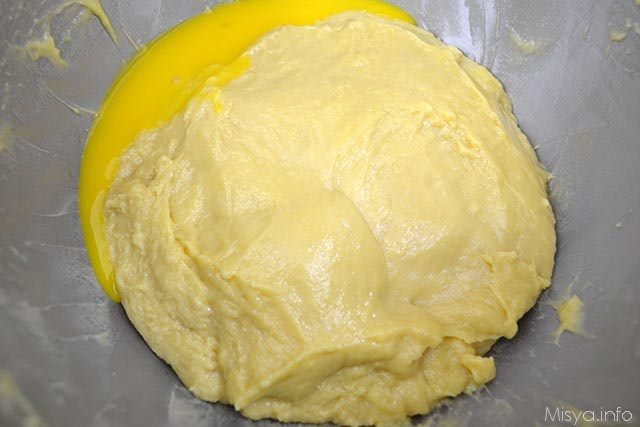 30 aggiungere uova