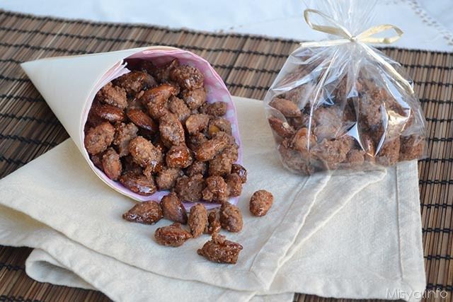 Mandorle pralinate