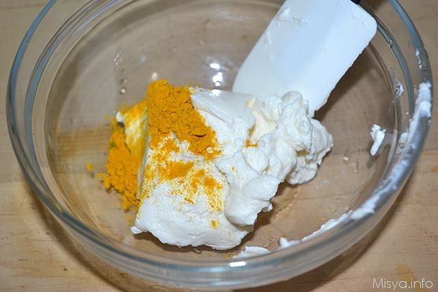 1 ricotta e curcuma