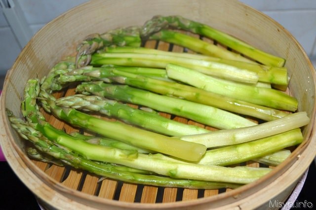 2 cuocere asparagi