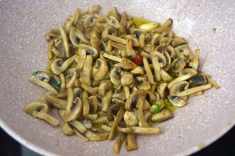 6 cuocere funghi