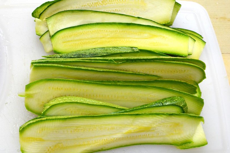1 tagliare zucchine