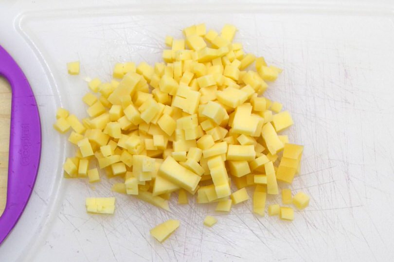 5 formaggio a dadini copia