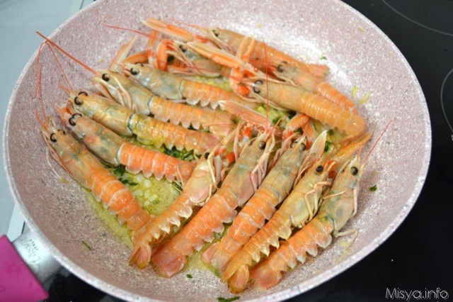 6 scampi in padella