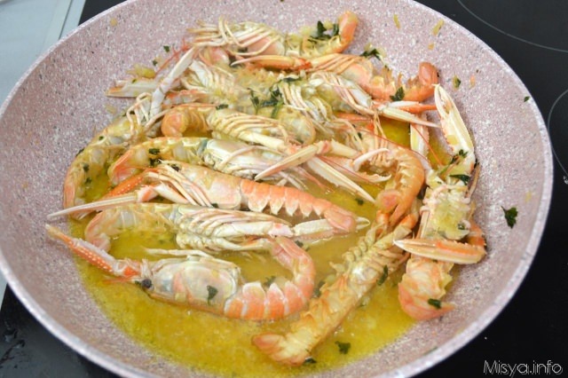 8 scampi in padella