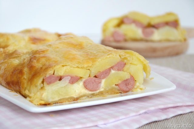 Rustico patate wurstel e mozzarella