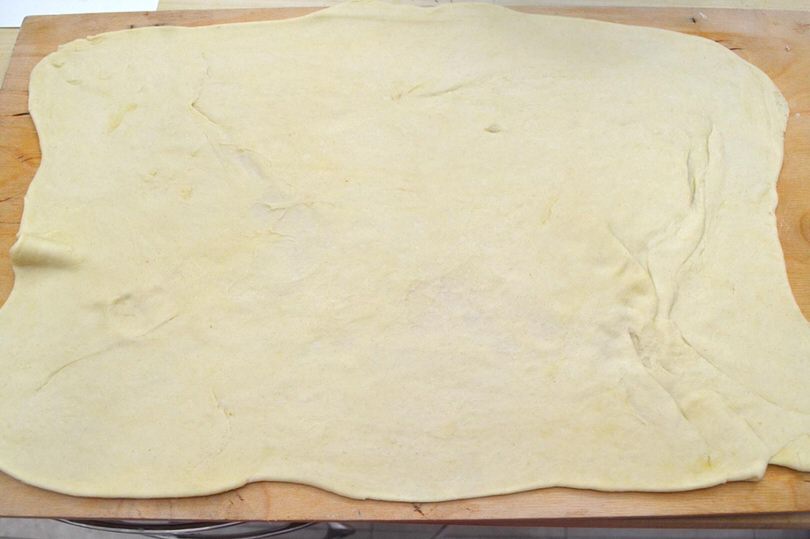 3 stendere impasto