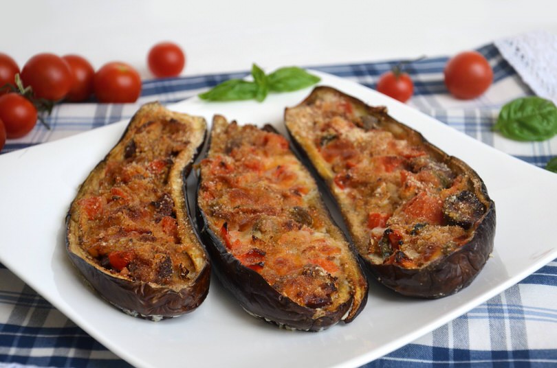 Melanzane a barchetta