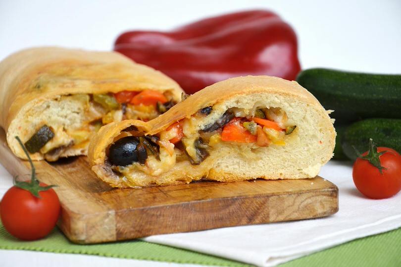 Rotolo di pizza alle verdure