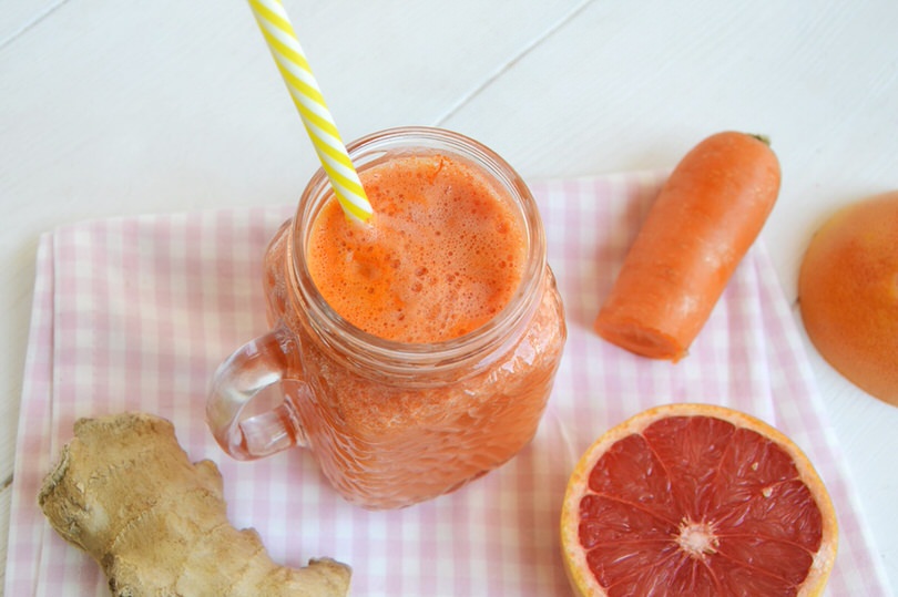 Centrifugato con carota pompelmo e zenzero