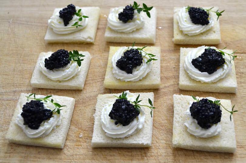 3-aggiungere-caviale-e-timo