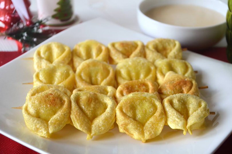 Spiedini di tortellini fritti
