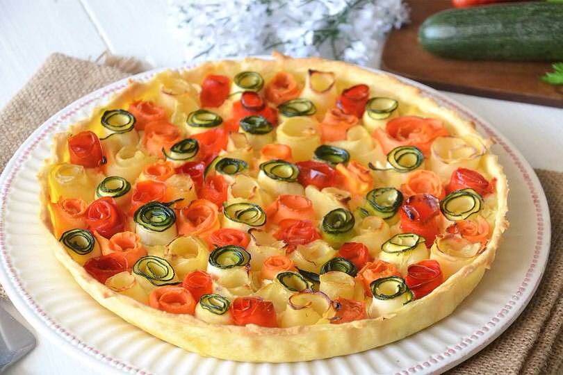 Torta salata rose di verdure