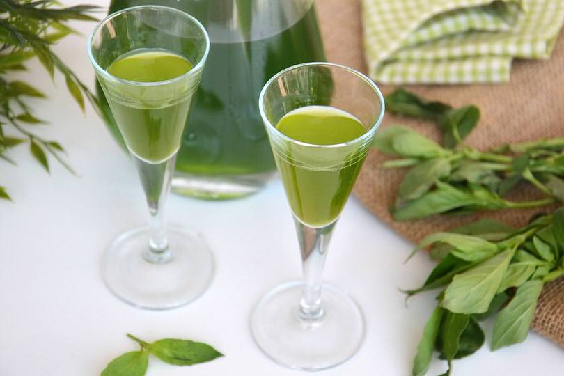 Liquore al basilico