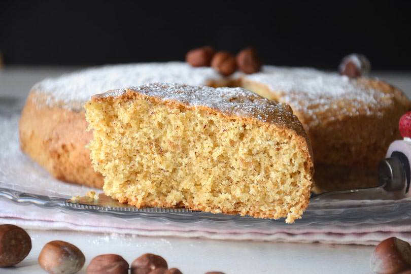 Torta di nocciole