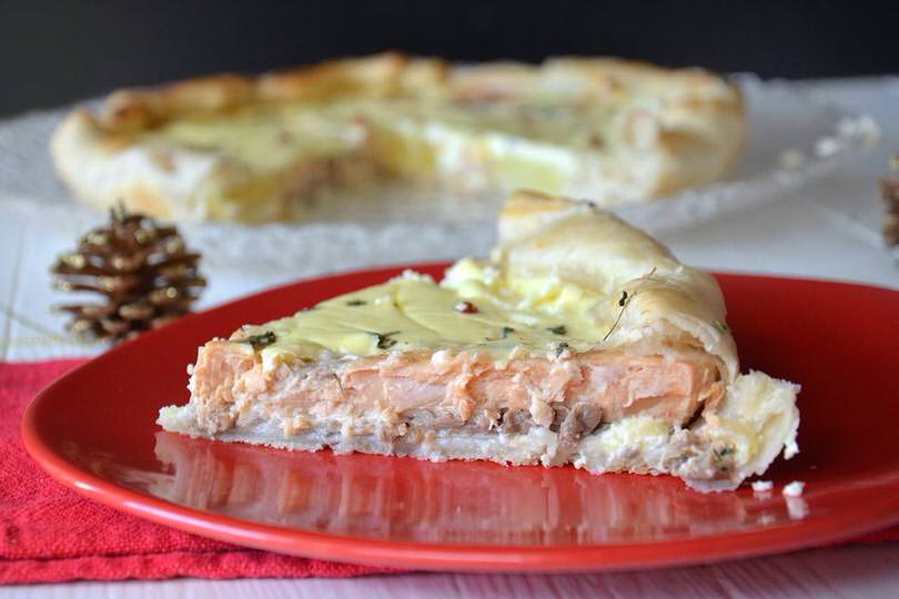Torta salata al salmone