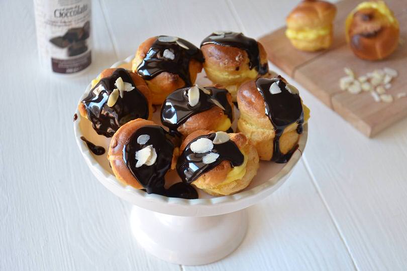 bigne alla crema