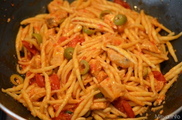 aggiungere pasta