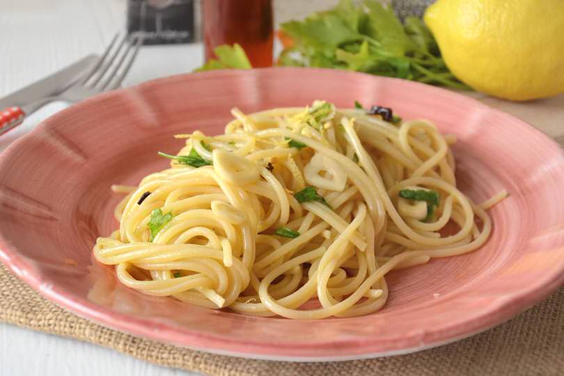 Spaghetti con colatura di alici