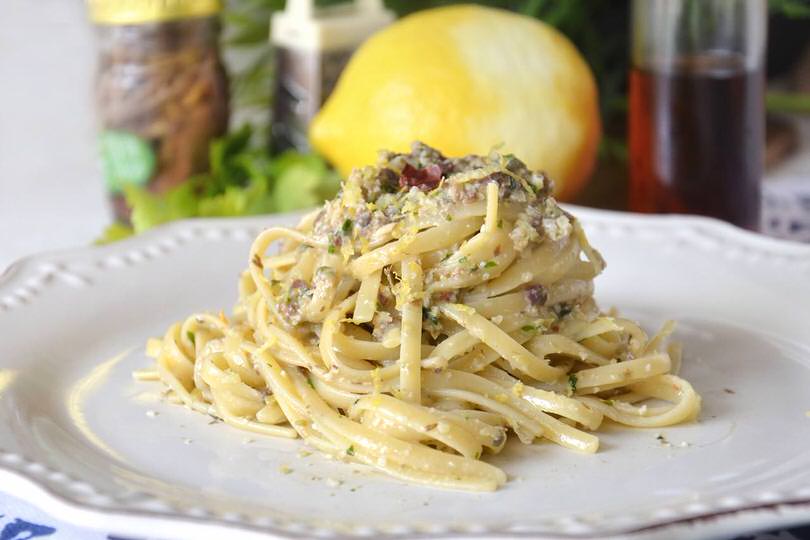 Pasta con pesto di Cetara