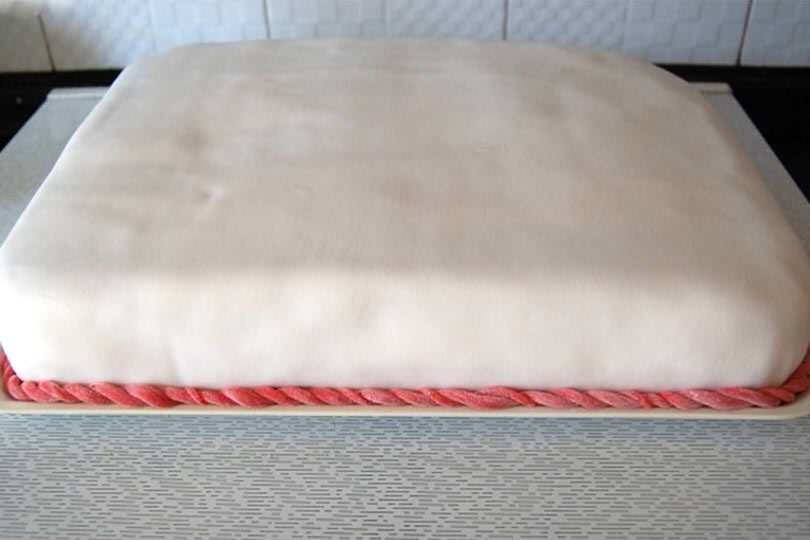 4 decorare torta