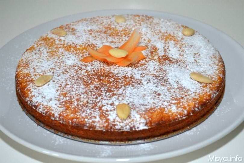 Torta di carote e mandorle