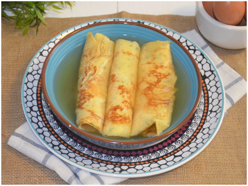 Crespelle in brodo