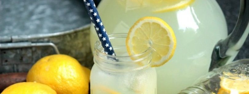 Limonata fatta in casa: ecco come si prepara
