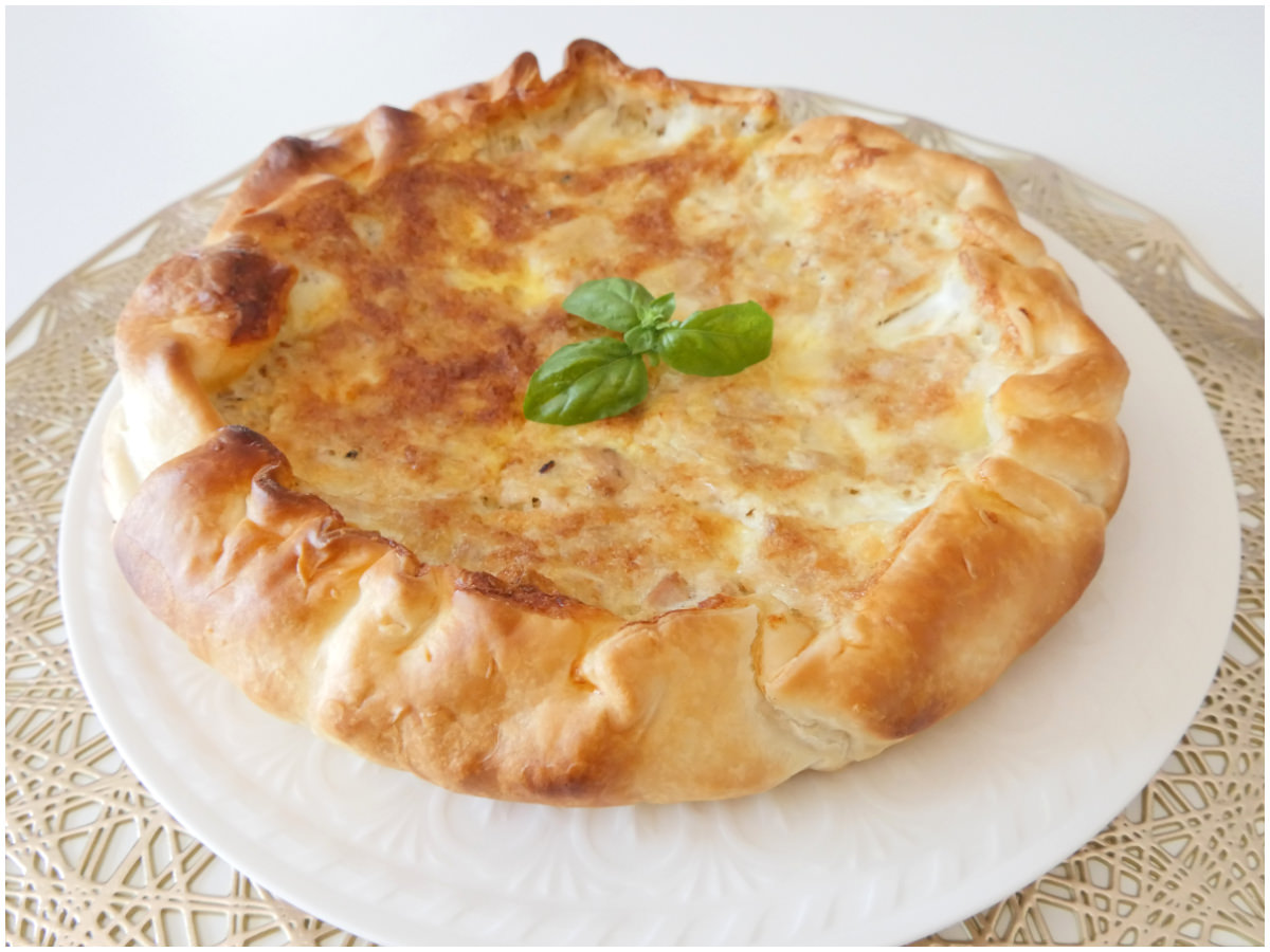 Torta salata con tonno