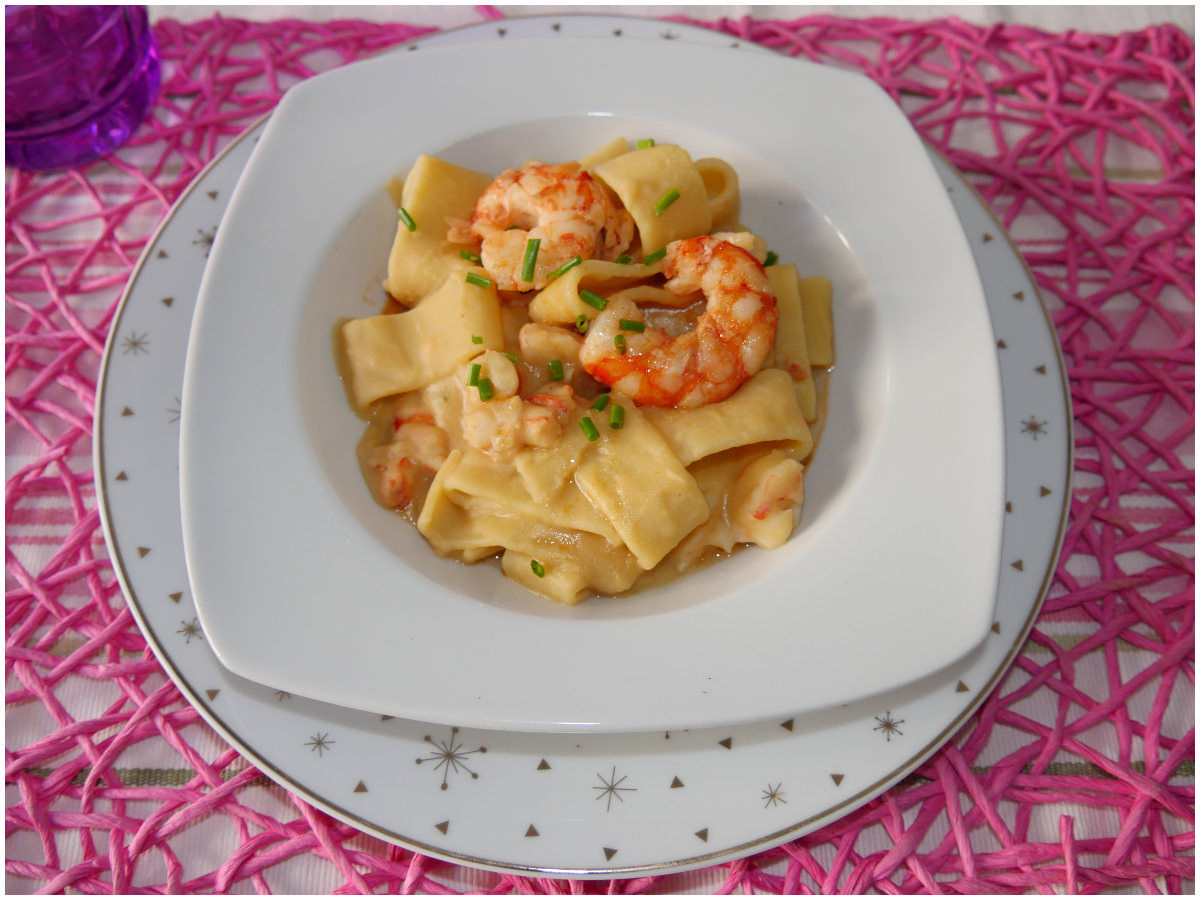Pasta ceci e gamberi