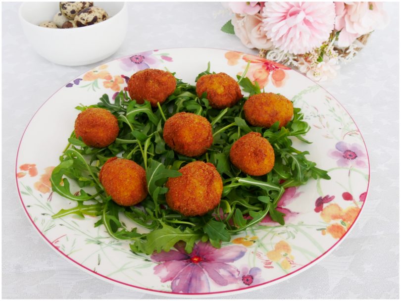 Uova di quaglia impanate e fritte