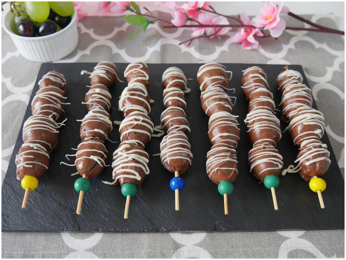 Spiedini di uva al cioccolato