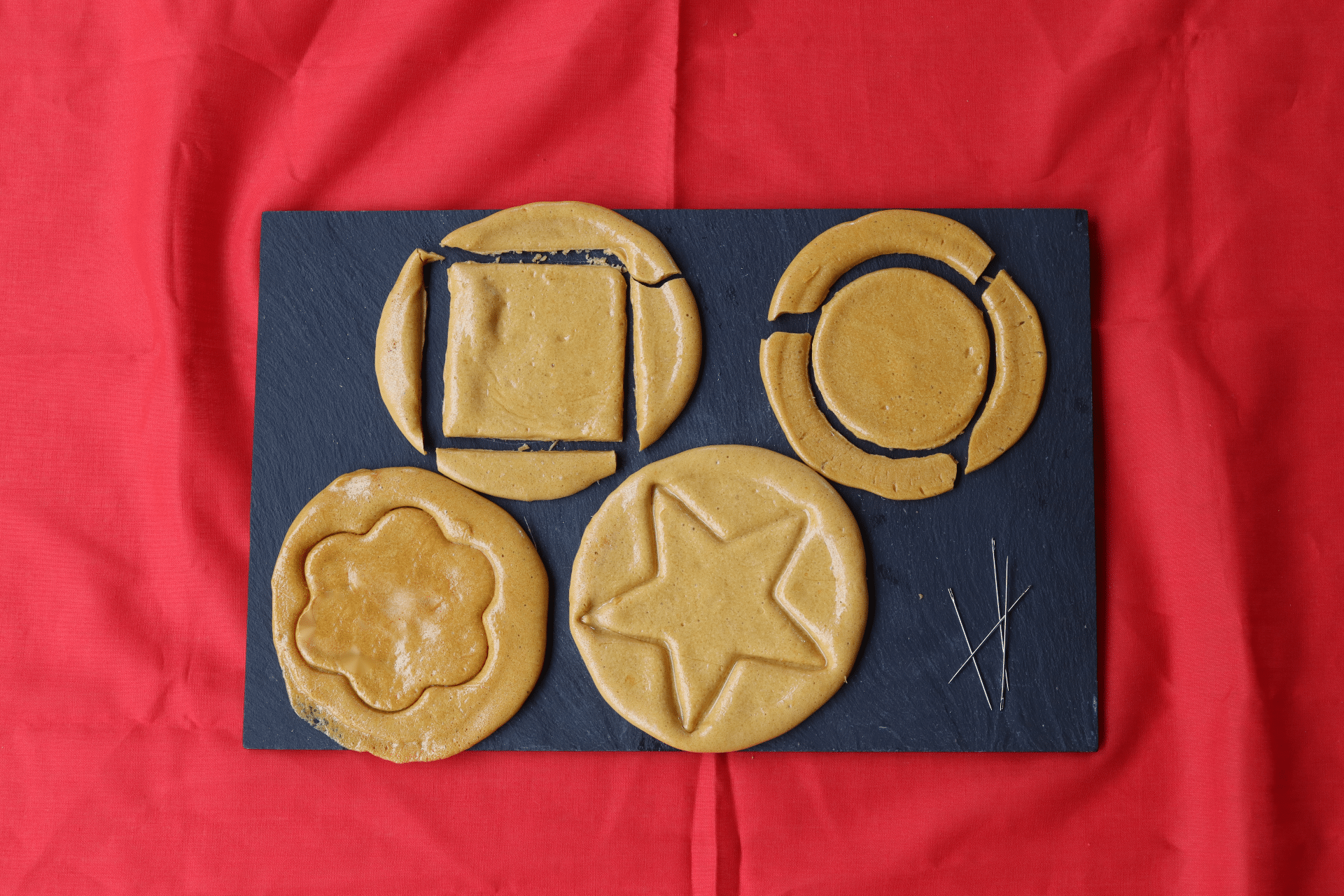Dalgona biscuits